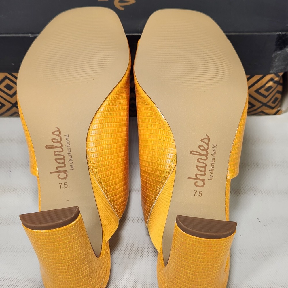Charles by Charles David Genie Mules Womens Size 7.5 Mango Lizard Embossed Heels - Picture 5 of 7
